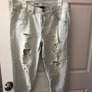 Light wash boyfriend jeans distressed